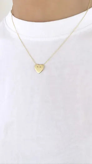 Amour Necklace Medium