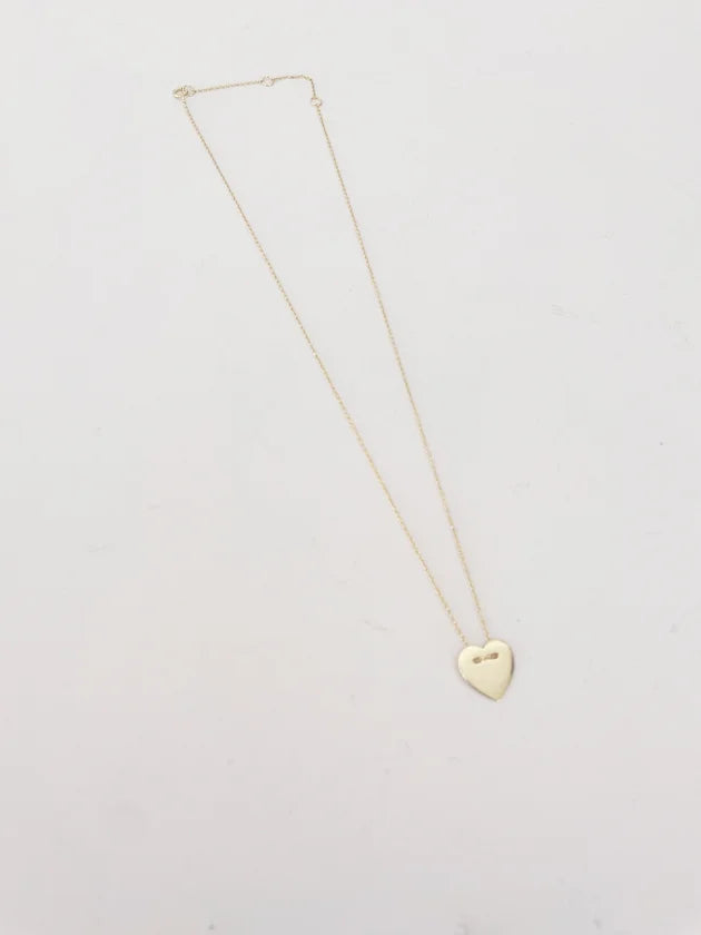 Amour Necklace Medium